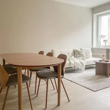 1br Next To The Park * Helsinki